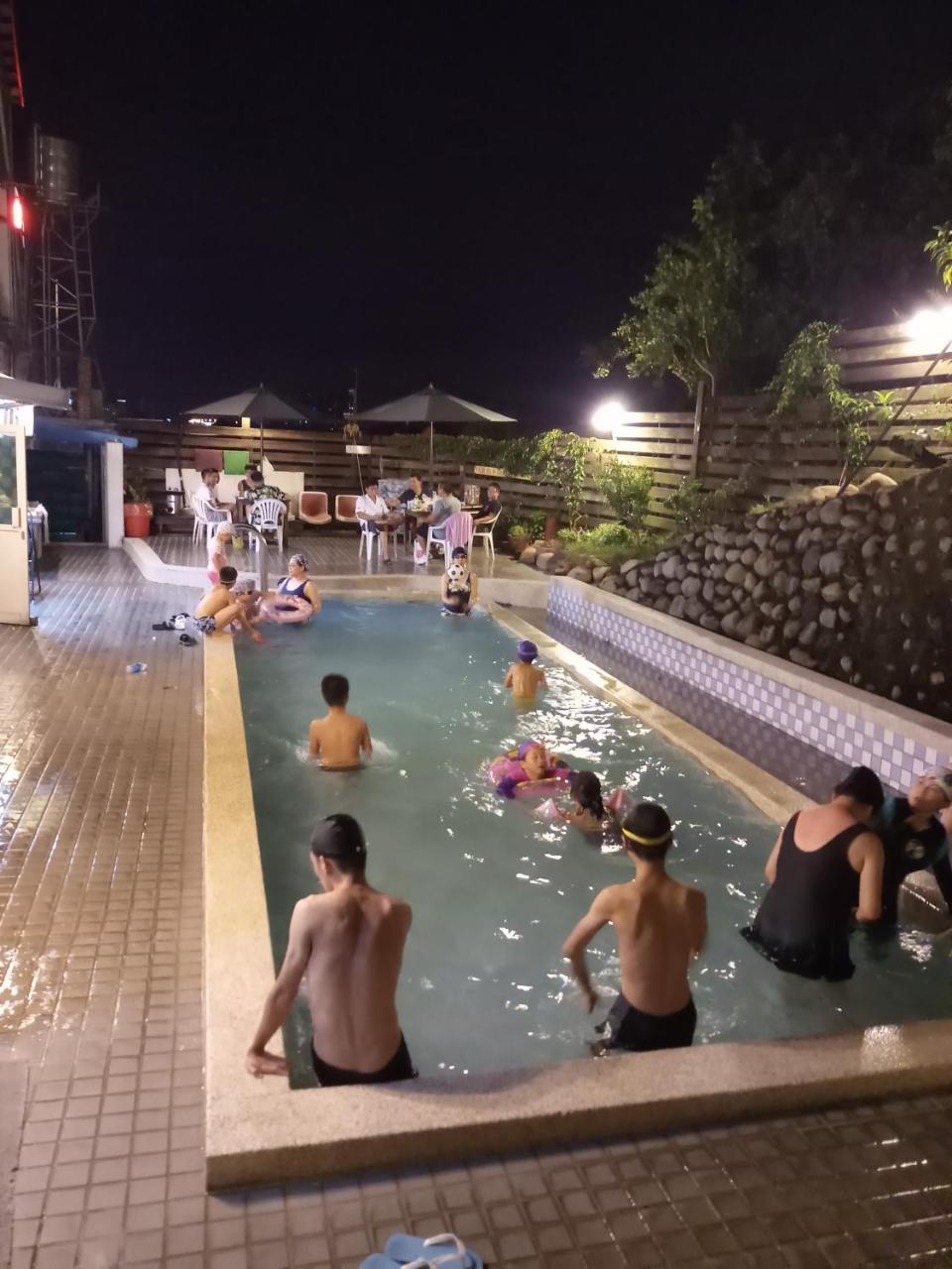 Puti Commercial Hotel Longtan Bagian luar foto